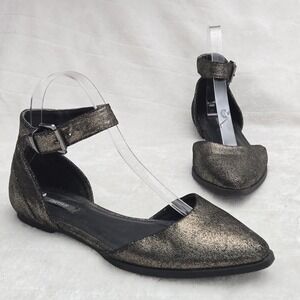 Pointed Toe Ankle Strap Flats Sz 7 Gold‎ Metallic Shoes Dark Fairy Whimsy Goth